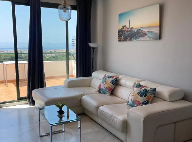 Apartamento En Nerja Con Vistas Al Mar.